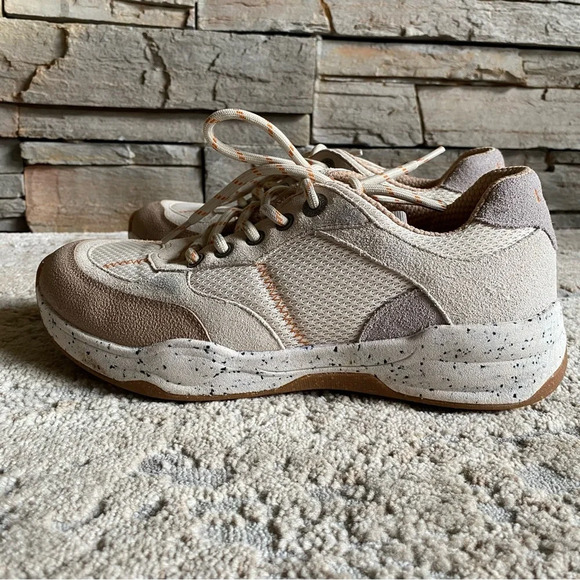 Taos Footwear Beige and Cream Sneakers - Picture 4 of 11